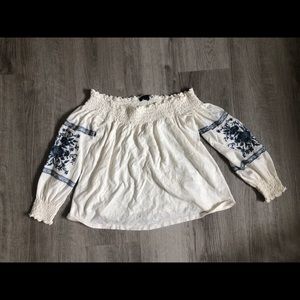 American Eagle off the shoulder blouse